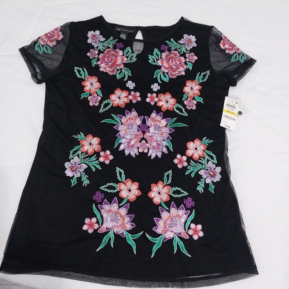 INC Women's medium Black Embroidered Sheer Lined Short Sleeve Top